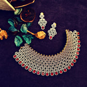 Grand zircon choker with red stone hanging and earings